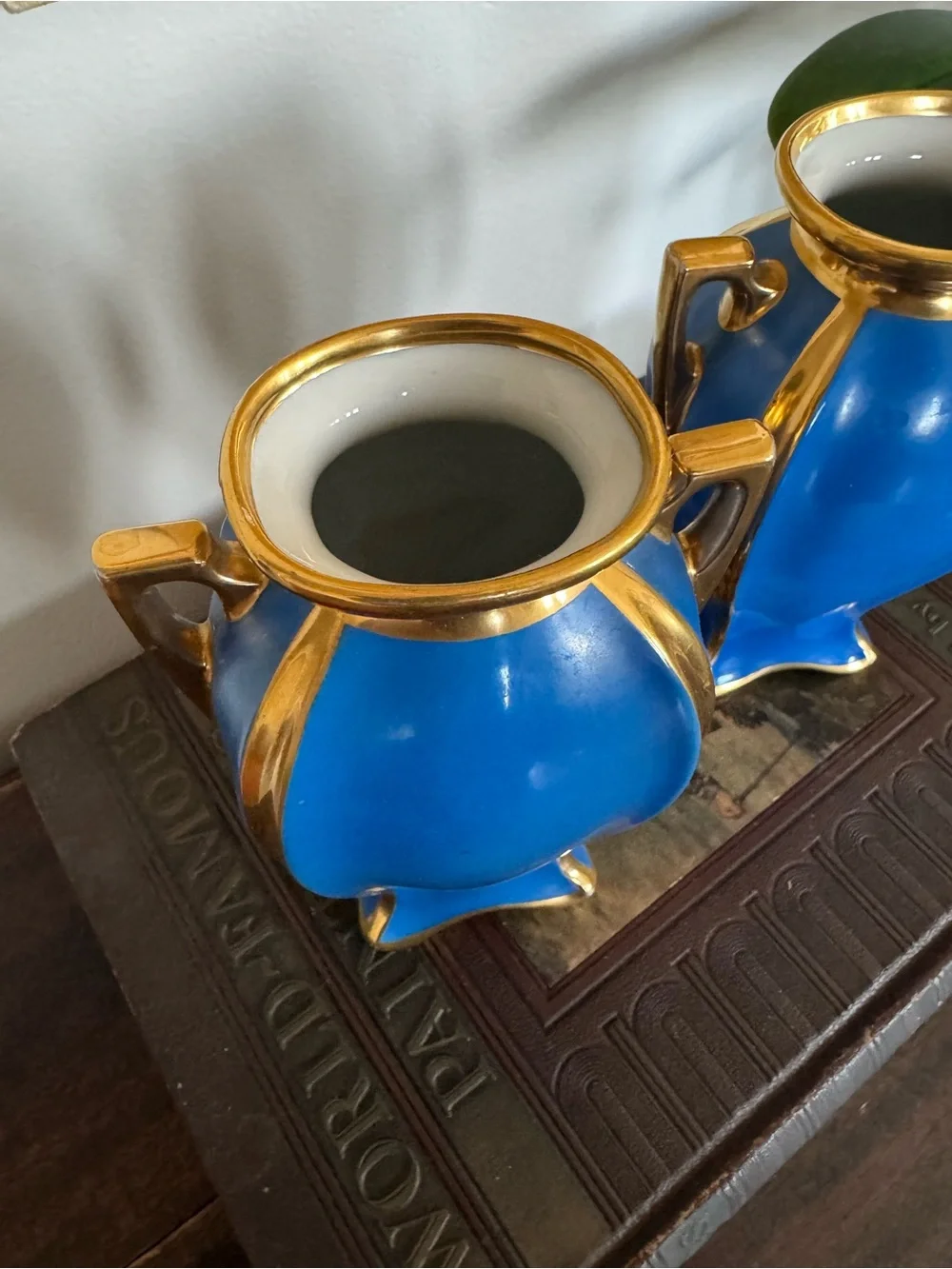 N/A elegant blue